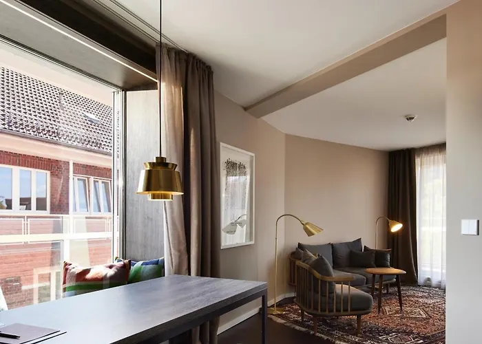 מלון Central Hotel Muenster *