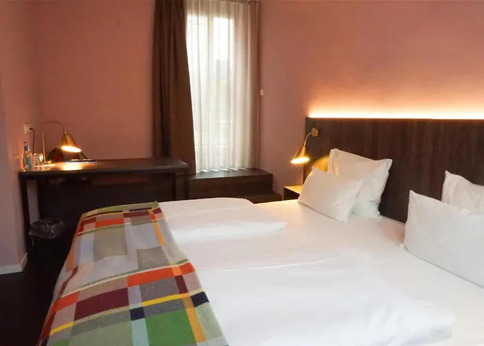 מלון Central Hotel Muenster *