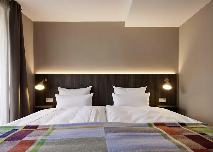 Central Hotel Muenster מלון *